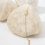 Elegant tennis bracelet with sparkling diamonds in a classic luxury design