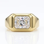 Big diamond ring with brilliant oversized gemstone and luxury finish