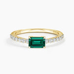 Elegant gemstone ring with oval cut stone and brilliant shine, perfect for weddings and special occasions