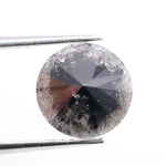Premium natural diamond stone with natural brilliance and clarity, ideal choice for engagement and fine jewelry.
