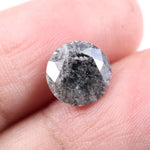 Premium natural diamond stone with natural brilliance and clarity, ideal choice for engagement and fine jewelry.