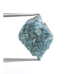 loose rough diamonds with raw natural diamond texture and raw rough diamond appearance