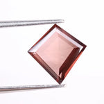 Loose lab grown diamond stone showcasing ethical sourcing, sustainable beauty, and brilliant cut sparkle for luxury jewelry.