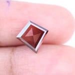 Loose lab grown diamond stone showcasing ethical sourcing, sustainable beauty, and brilliant cut sparkle for luxury jewelry.