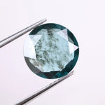 Loose lab grown diamond with stunning fire and brilliance, a sustainable alternative to natural diamonds for fine jewelry.