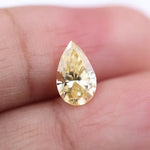 Loose lab grown diamond stone showcasing ethical sourcing, sustainable beauty, and brilliant cut sparkle for luxury jewelry.