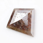loose kite diamond with elongated pointed symmetry