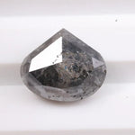 Close-up of 1 ct natural diamond highlighting clarity, cut, and brilliance. This real natural diamond is valued for authenticity, durability, and traditional fine jewelry use.