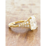 Wedding ring victorian style with antique inspired luxury detailing
