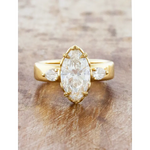 1920s engagement ring with classic antique diamond sparkle and beauty