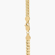 3.60 Ct Various different kinds of gold chains in assorted link styles.