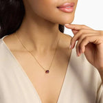 2.13 Ct Various different kinds of gold chains in assorted link styles.