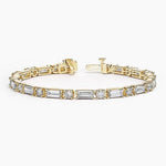 7.06 Ct Cuban bracelet Pandora style with interlocked gold chain links.