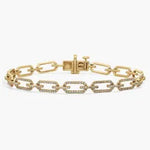 3.96 Ct Elegant diamond tennis bracelet in gold with round cut diamonds.