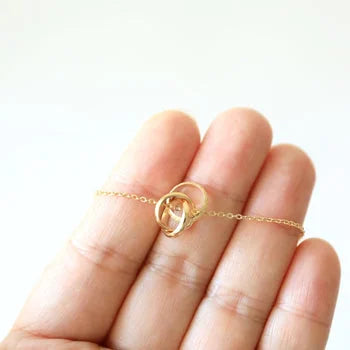 Linked Circle Pendant Necklace Promise Gift