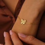 Gold tennis bracelet with brilliant diamond bracelet detailing for women