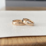 Heart-shaped diamond couple ring set, romantic and luxurious jewelry choice.