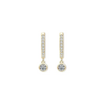 gold square earrings with modern geometric style, paired with pearl and gold earrings for elegant everyday fashion jewelry.
