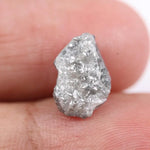 Vintage style gray diamond ring in white gold with brilliant cut diamond