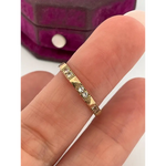Sparkling lab grown diamond pendant with round cut stone in delicate modern gold setting