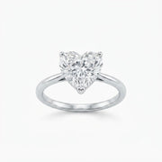 Big diamond rings with sparkling luxury diamonds and bold design