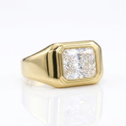 Big diamond ring with brilliant oversized gemstone and luxury finish
