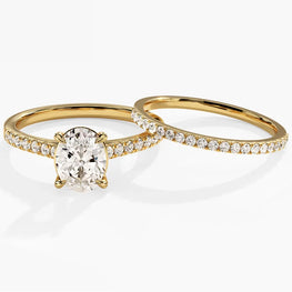 Oval Delicate Wedding Ring Set