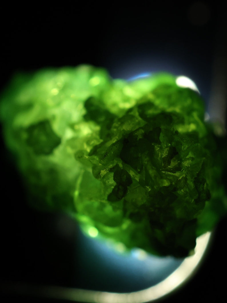 Shop - Natural Uncut Green Color 2.53 Carat Rough Diamond