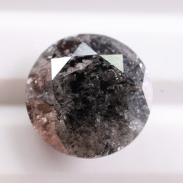 Premium natural diamond stone with natural brilliance and clarity, ideal choice for engagement and fine jewelry.