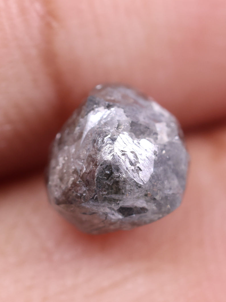 Shop - Natural Uncut Grey Diamond 1.96 Carat Rough Diamond ( 6.32*6.12*6.08 )