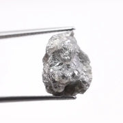 Gray diamonds offer understated sophistication. Find out why they’re the perfect alternative stone.