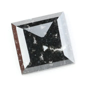 Square cut lab-grown diamond with exceptional clarity and brilliance, perfect for engagement rings, showcasing sustainable and ethical craftsmanship.