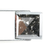 Square cut lab-grown diamond with exceptional clarity and brilliance, perfect for engagement rings, showcasing sustainable and ethical craftsmanship.