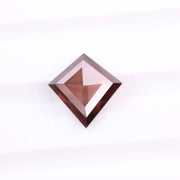 Loose lab grown diamond stone showcasing ethical sourcing, sustainable beauty, and brilliant cut sparkle for luxury jewelry.