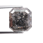 Visual comparison of natural diamond vs lab grown diamond explaining origin and value differences.