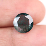 Loose lab grown diamond with stunning fire and brilliance, a sustainable alternative to natural diamonds for fine jewelry.