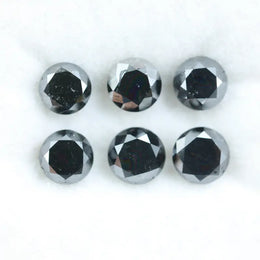 Round cut natural diamond ring for engagement, wedding, and luxury jewelry designs.