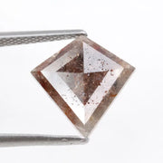 loose kite diamond with elongated pointed symmetry
