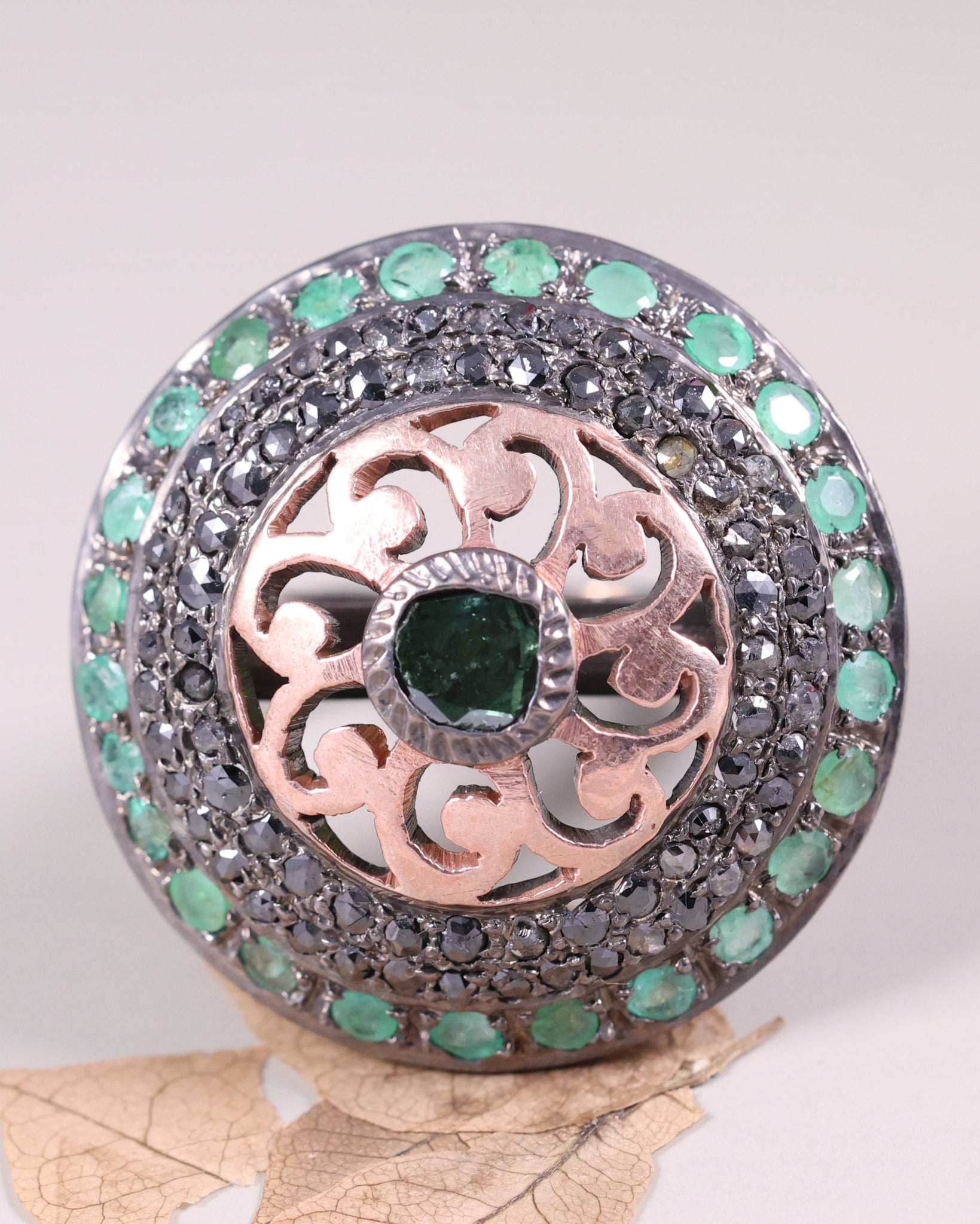Delicated Vintage Dome Ring