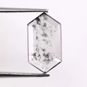 1.72 Ct white & Black Hexagon cut lab grown diamond loose stone with elegant crescent shape and bright brilliant facets