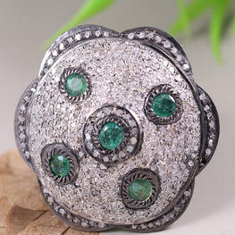Delicated Round Emerald Wedding Ring
