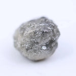 VS1 natural diamond close view showing clarity and brilliance.