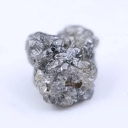 VS1 natural diamond close view showing clarity and brilliance.