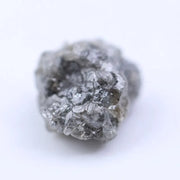 VS1 natural diamond close view showing clarity and brilliance.