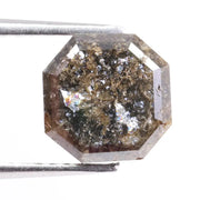Luxury natural diamond jewelry image highlighting ethical sourcing and certified earth-mined origin. Demonstrates why natural diamonds