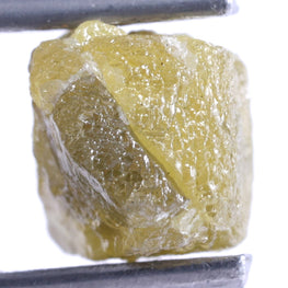 Natural Raw Diamond 2.47 Carat Yellow Diamond