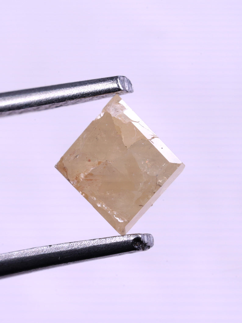 0.93 Carat Light Champagne Color Diamond - Kite Shape Natural Diamond ( 7.19 X 6.38 X 3.40 )