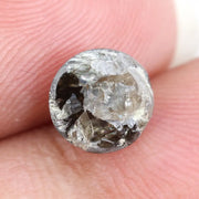 round cut natural diamond ring and round natural diamond grey-brown colored diamond 