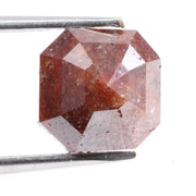 Authentic natural diamonds ranging from 2 carat to 20 carat, including rare large diamonds and elegant diamond rings.