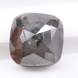 Large natural diamonds from 4 carat to 20 carat used in premium diamond rings. Earth-mined stones with exceptional clarity and brilliance